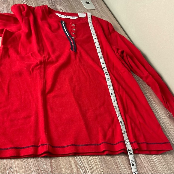 Tommy Hilfiger Snap Button Top - Picture 10 of 10